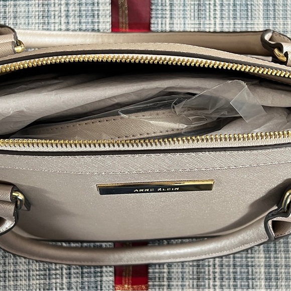 Anne Klein shoulder bag nwt - Picture 3 of 3